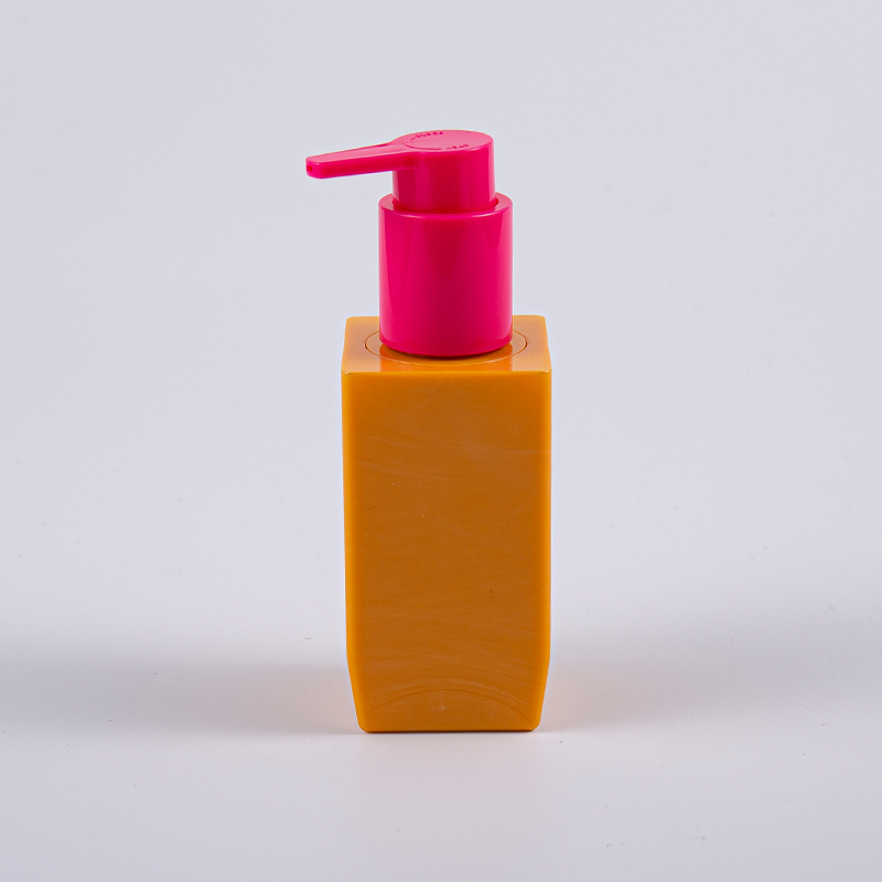 Multiple Color Option Square Shape 50ml PETG Thick Wall Lotion Bottle na May Plastic Pump 
