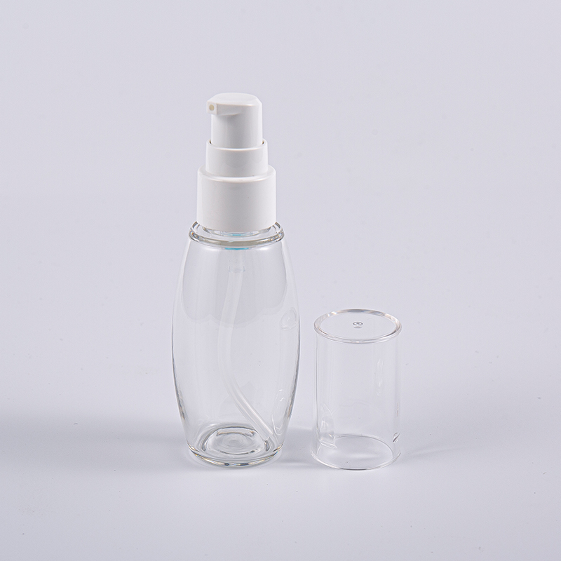 Gumamit ng 50ml PETG Ball Shape Bottle na May Pump sa Paglalakbay