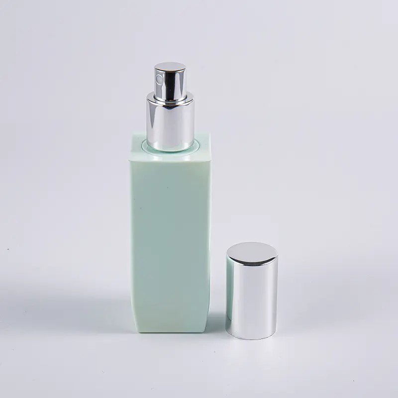 Multiple Color Option Square Shape 100ml PETG Thick Wall Lotion Bottle na May Aluminum Pump Cap 